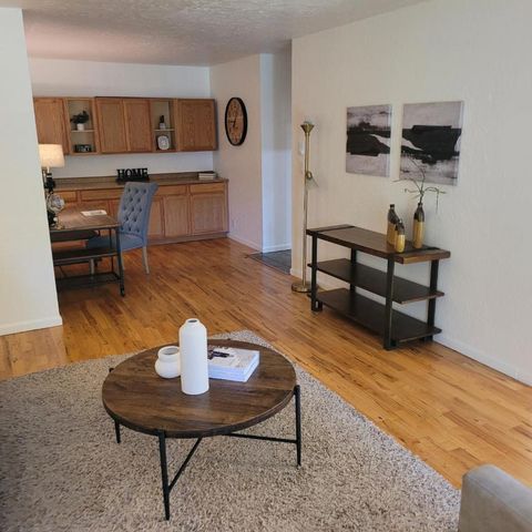 120 Saratoga Avenue 84, Santa Clara, CA 95051