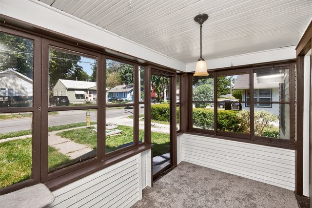 3301 Columbia Street, Des Moines, IA 50313