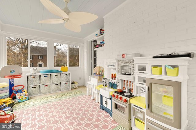 4109 17TH ST NW, Washington, DC 20011