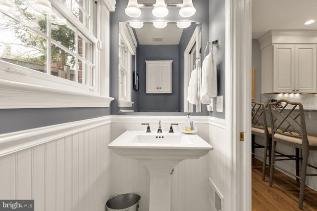 4109 17TH ST NW, Washington, DC 20011