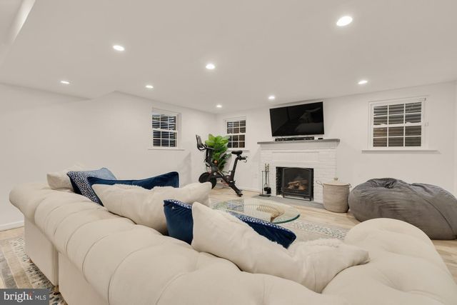 4109 17TH ST NW, Washington, DC 20011