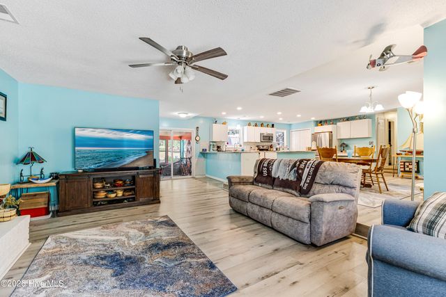 307 Yaupon Drive, Southport, NC 28461