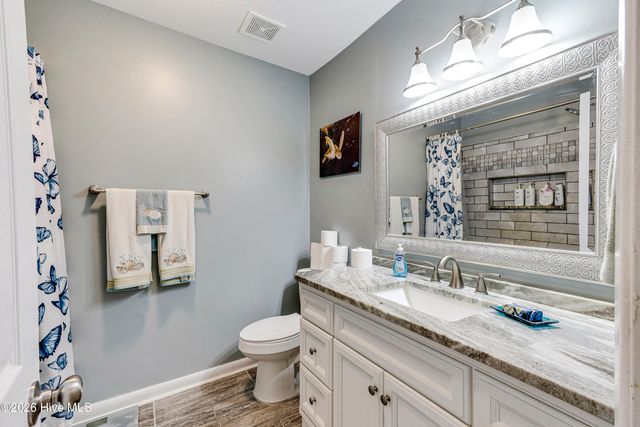 307 Yaupon Drive, Southport, NC 28461