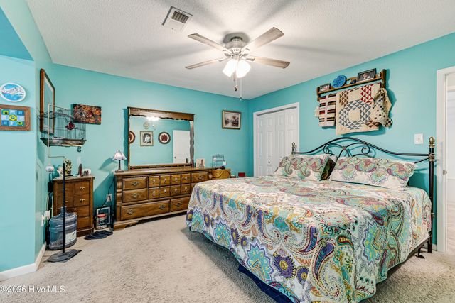 307 Yaupon Drive, Southport, NC 28461