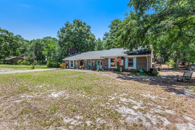 307 Yaupon Drive, Southport, NC 28461
