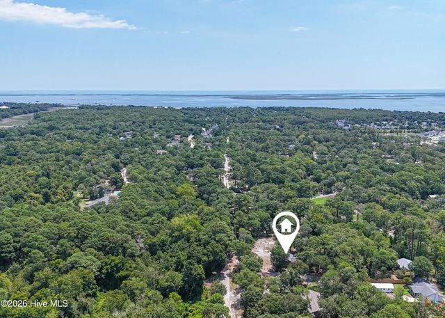 307 Yaupon Drive, Southport, NC 28461