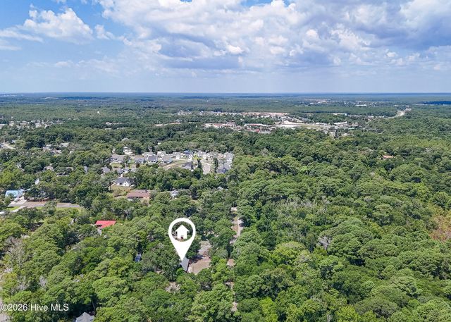 307 Yaupon Drive, Southport, NC 28461