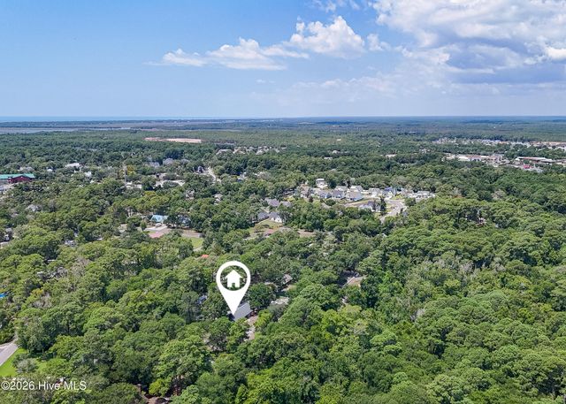 307 Yaupon Drive, Southport, NC 28461