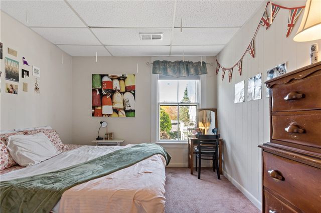 32 School Street 4, Newport, RI 02840