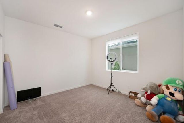2690 Alcove Way, Sacramento, CA 95833