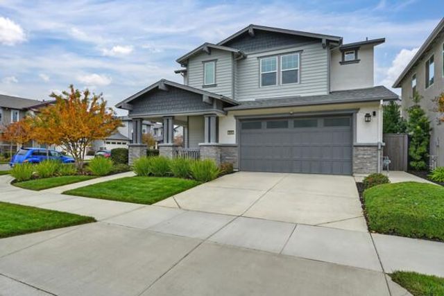 2690 Alcove Way, Sacramento, CA 95833