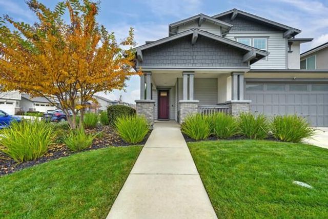 2690 Alcove Way, Sacramento, CA 95833