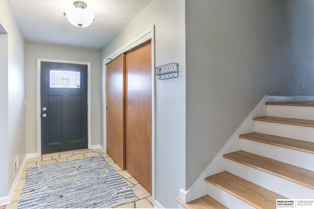 3606 S 51 Avenue, Omaha, NE 68106