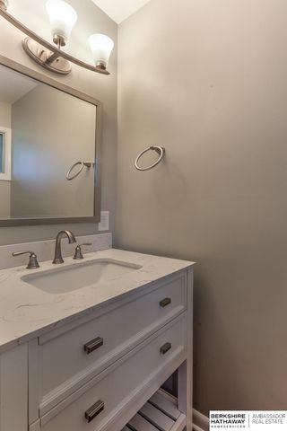 3606 S 51 Avenue, Omaha, NE 68106