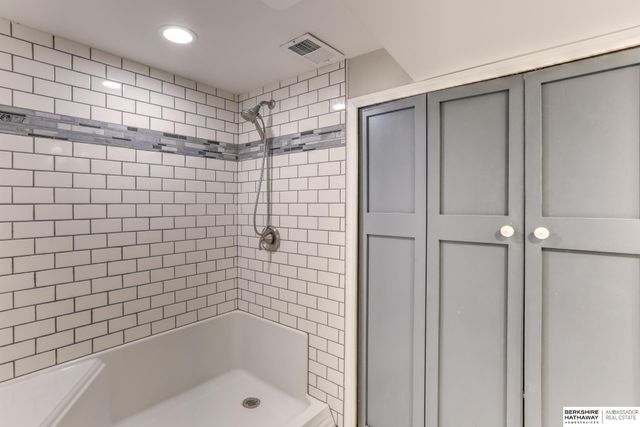 3606 S 51 Avenue, Omaha, NE 68106