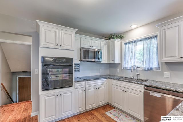 3606 S 51 Avenue, Omaha, NE 68106