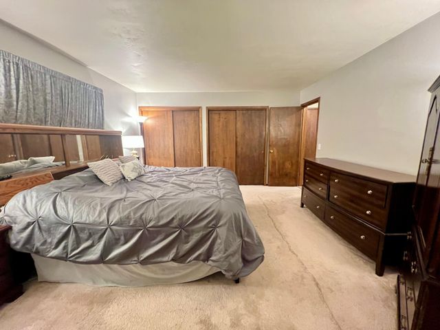 1020 Roberts Road SW, Hutchinson, MN 55350