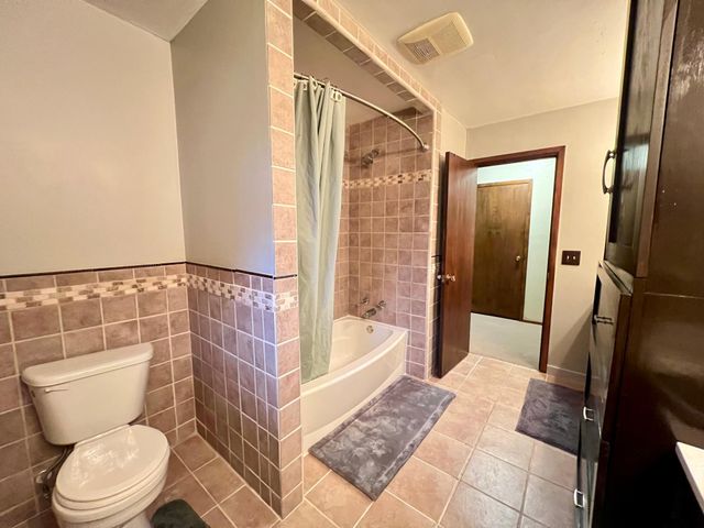 1020 Roberts Road SW, Hutchinson, MN 55350