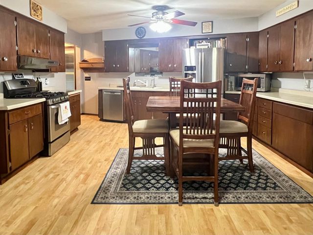 1020 Roberts Road SW, Hutchinson, MN 55350