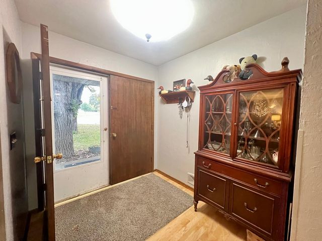 1020 Roberts Road SW, Hutchinson, MN 55350