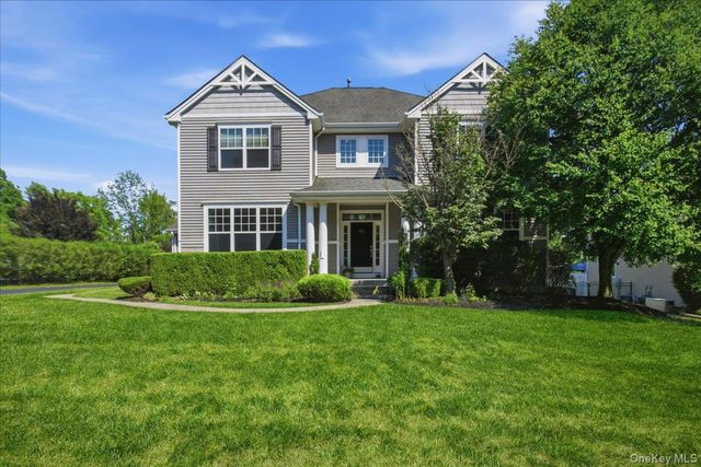 236 Buttonwood Way, Hopewell Junction, NY 12533