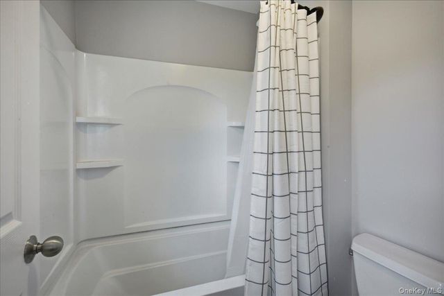 236 Buttonwood Way, Hopewell Junction, NY 12533