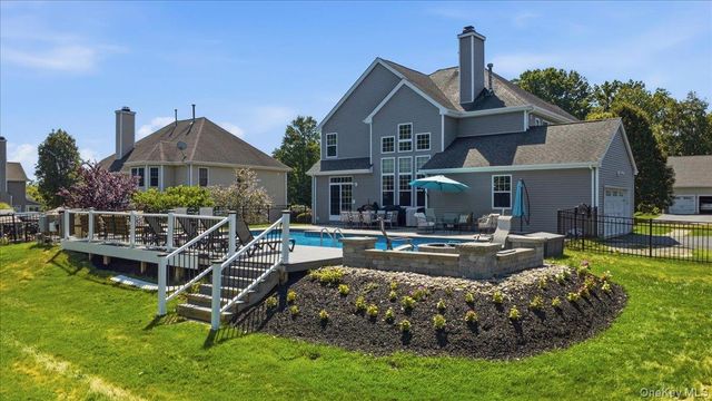 236 Buttonwood Way, Hopewell Junction, NY 12533