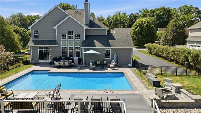 236 Buttonwood Way, Hopewell Junction, NY 12533