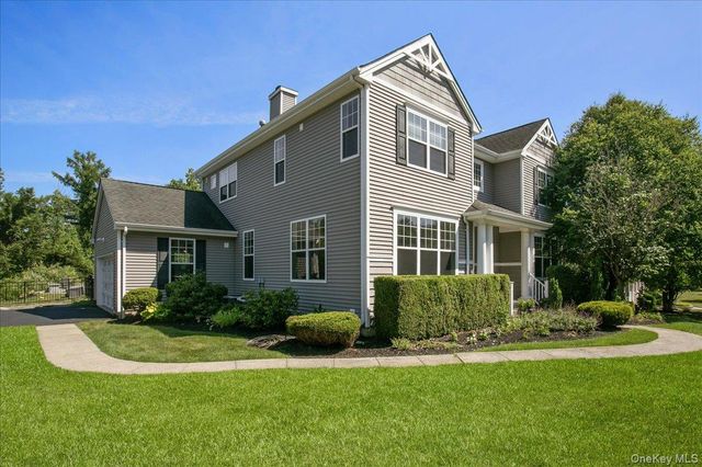 236 Buttonwood Way, Hopewell Junction, NY 12533