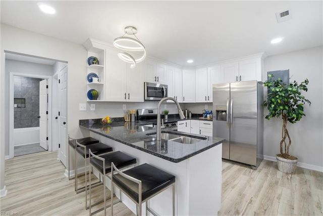 1701 Chestnut AVE, Newport News, VA 23607