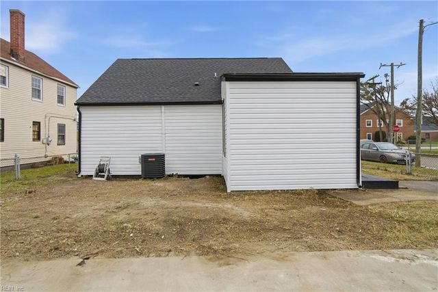 1701 Chestnut AVE, Newport News, VA 23607