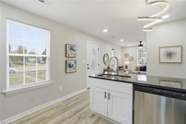 1701 Chestnut AVE, Newport News, VA 23607