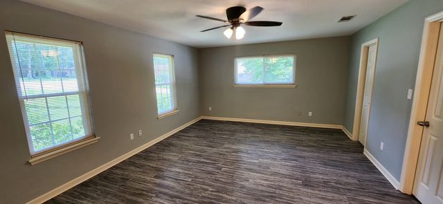 598 Stone House Road, Tallahassee, FL 32301