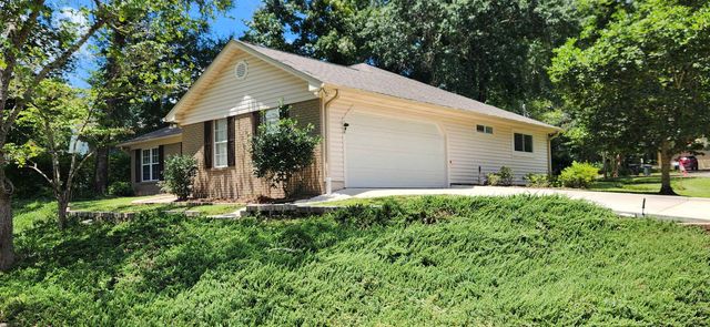 598 Stone House Road, Tallahassee, FL 32301
