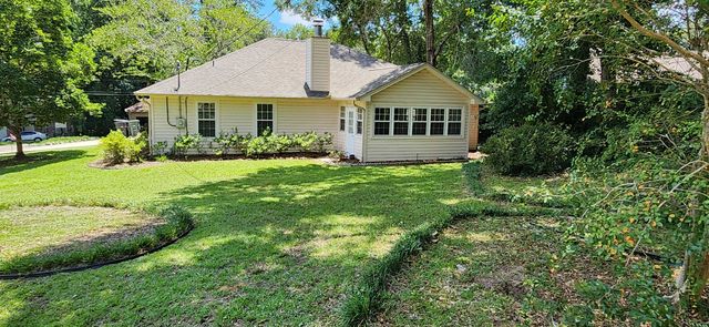 598 Stone House Road, Tallahassee, FL 32301