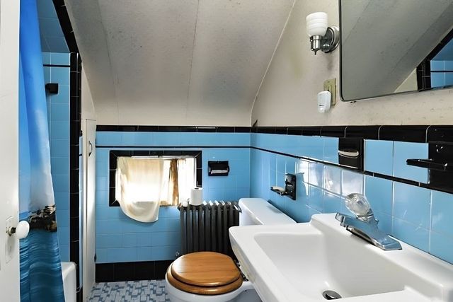 43 Maple Street, Attleboro, MA 02703