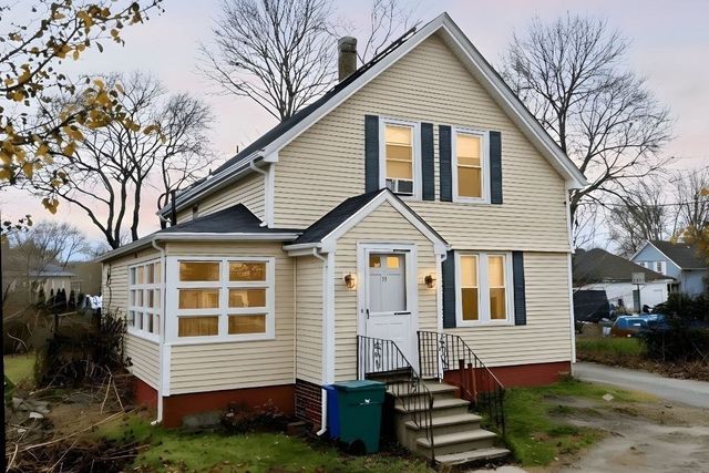 43 Maple Street, Attleboro, MA 02703