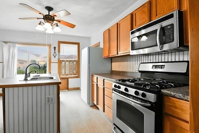 43 Maple Street, Attleboro, MA 02703