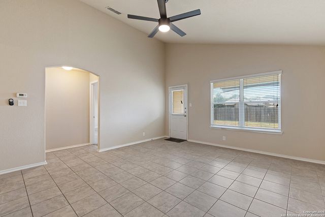 9815 Selestat, San Antonio, TX 78154