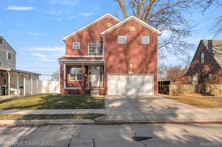21597 Harper Lake Avenue, St. Clair Shores, MI 48080