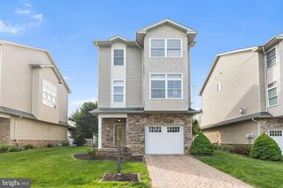 469 Flamingo St Apt B, Philadelphia, PA 19128