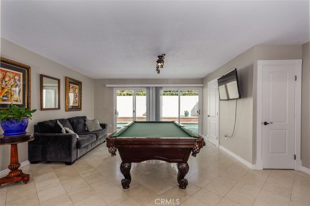 1828 Kinglet Court, Costa Mesa, CA 92626