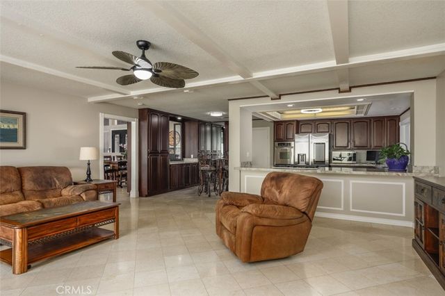 1828 Kinglet Court, Costa Mesa, CA 92626