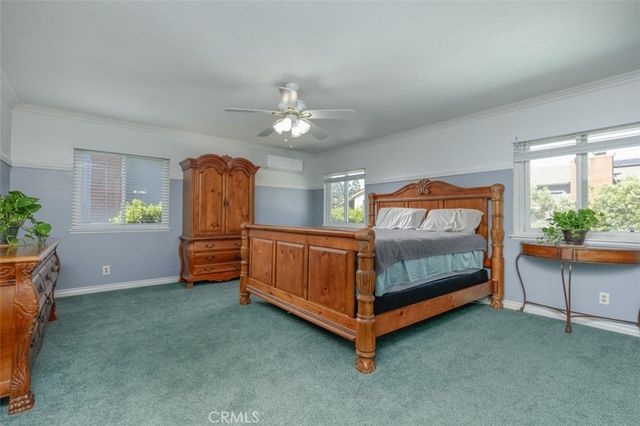 1828 Kinglet Court, Costa Mesa, CA 92626