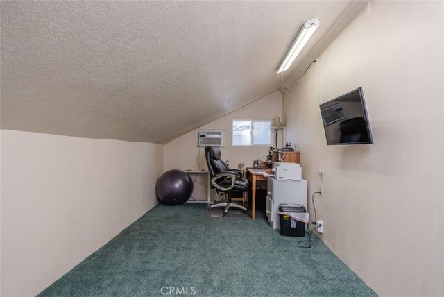 1828 Kinglet Court, Costa Mesa, CA 92626