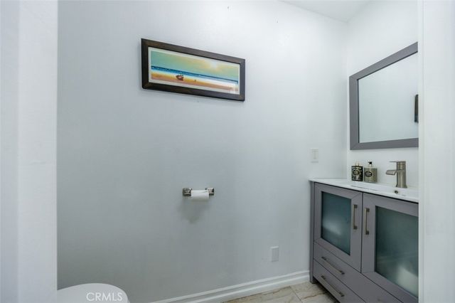 1828 Kinglet Court, Costa Mesa, CA 92626
