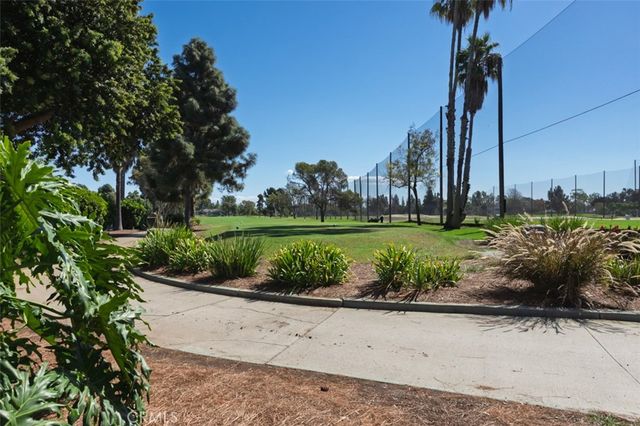 1828 Kinglet Court, Costa Mesa, CA 92626