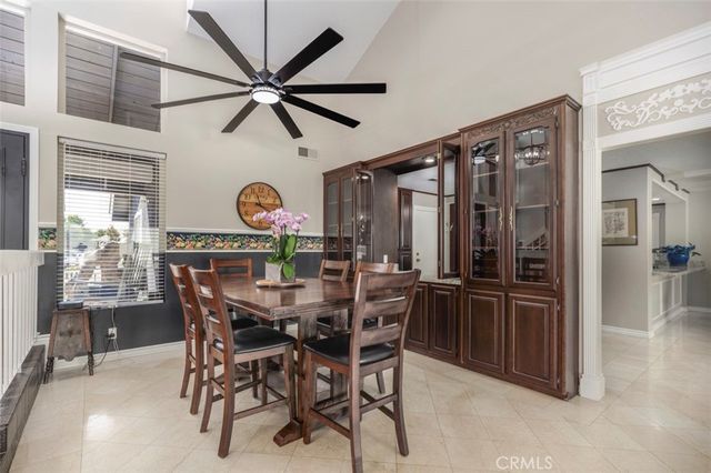 1828 Kinglet Court, Costa Mesa, CA 92626
