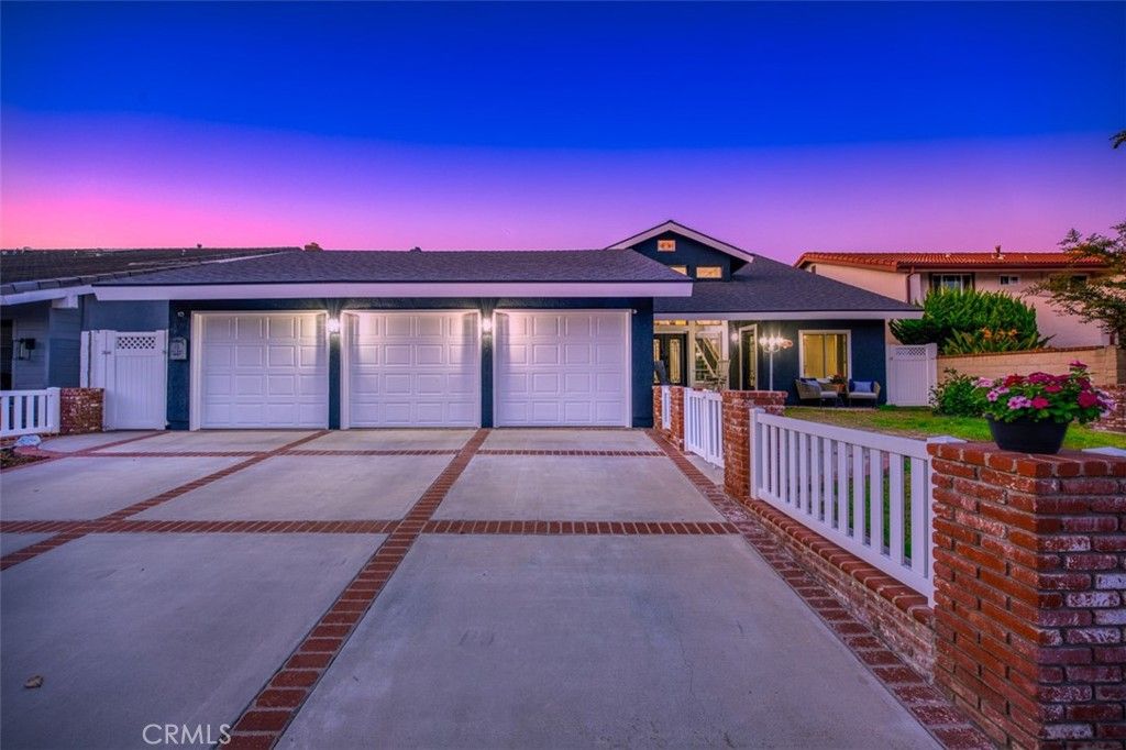 1828 Kinglet Court, Costa Mesa, CA 92626 — photo 3