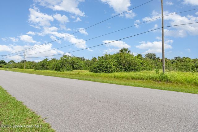 324 Pinto Lane, Palm Bay, FL 32909